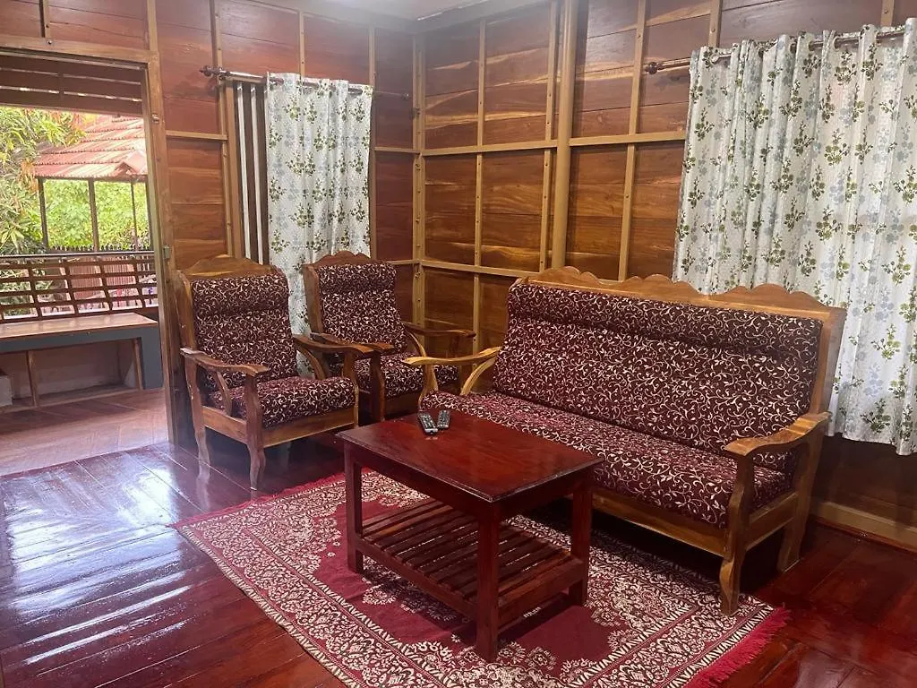 Mundromocktail Tourist Home Sasthamcotta Homestay
